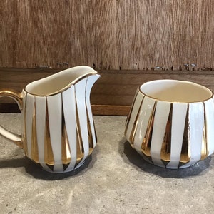 Vintage Sadler 3002 Gold Swirl Creamer and  Sugar Bowl Made in England Set of 2