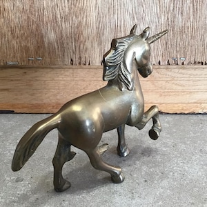 Estatueta de unicórnio vintage de latão: decoração Hollywood Regency (11,2 cm de altura)