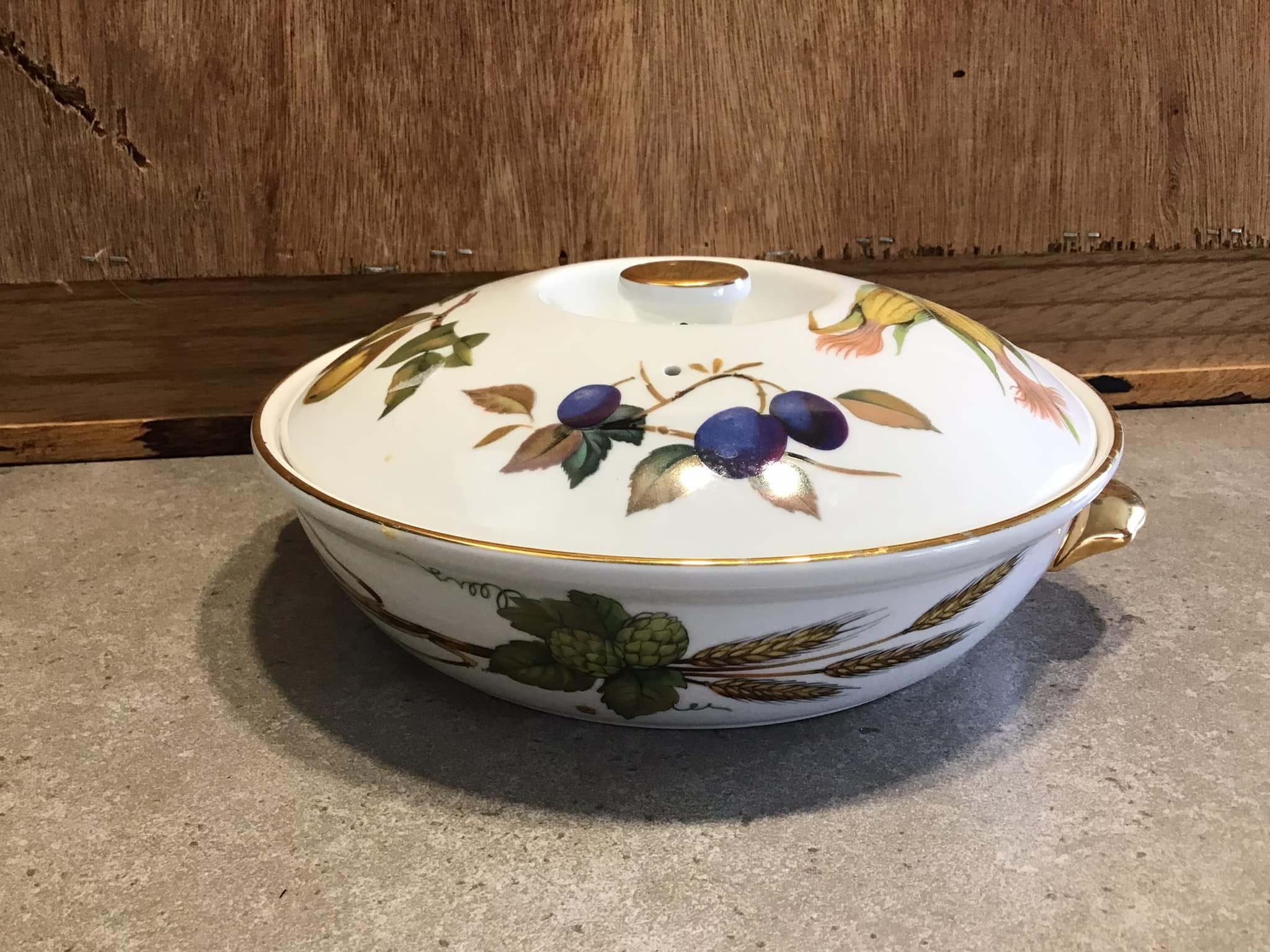 ヴィンテージ ロイヤルウースター イヴシャム ゴールド 磁器 蓋付き