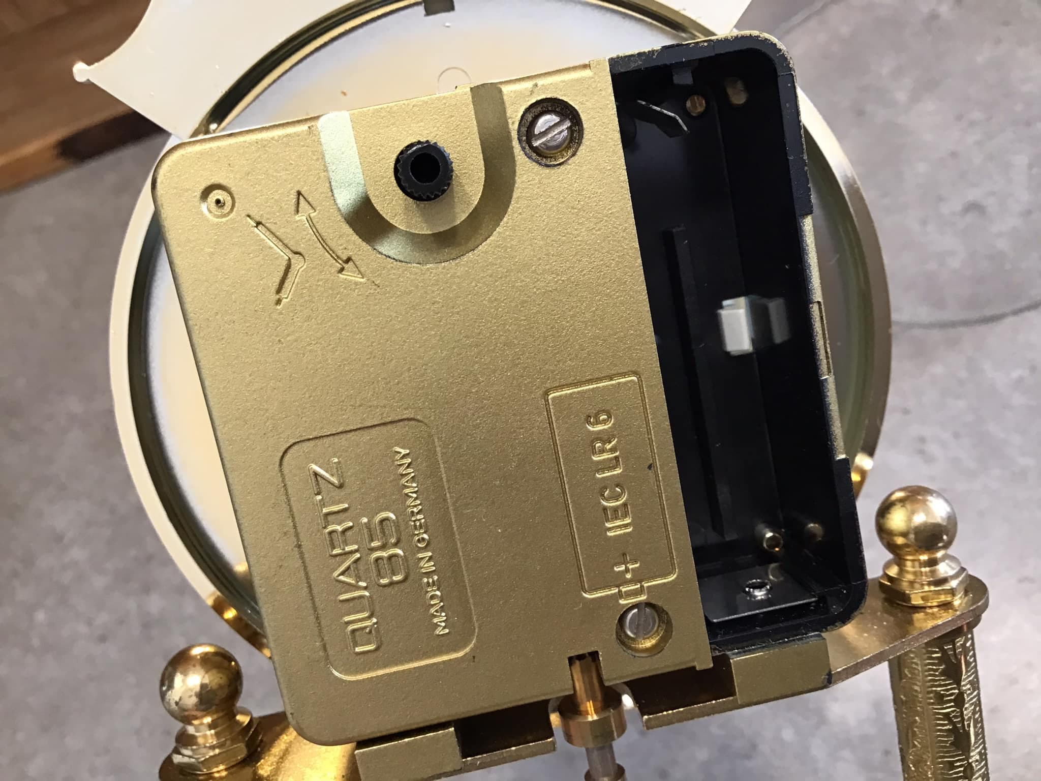 Quartz 85 clock movement hotsell