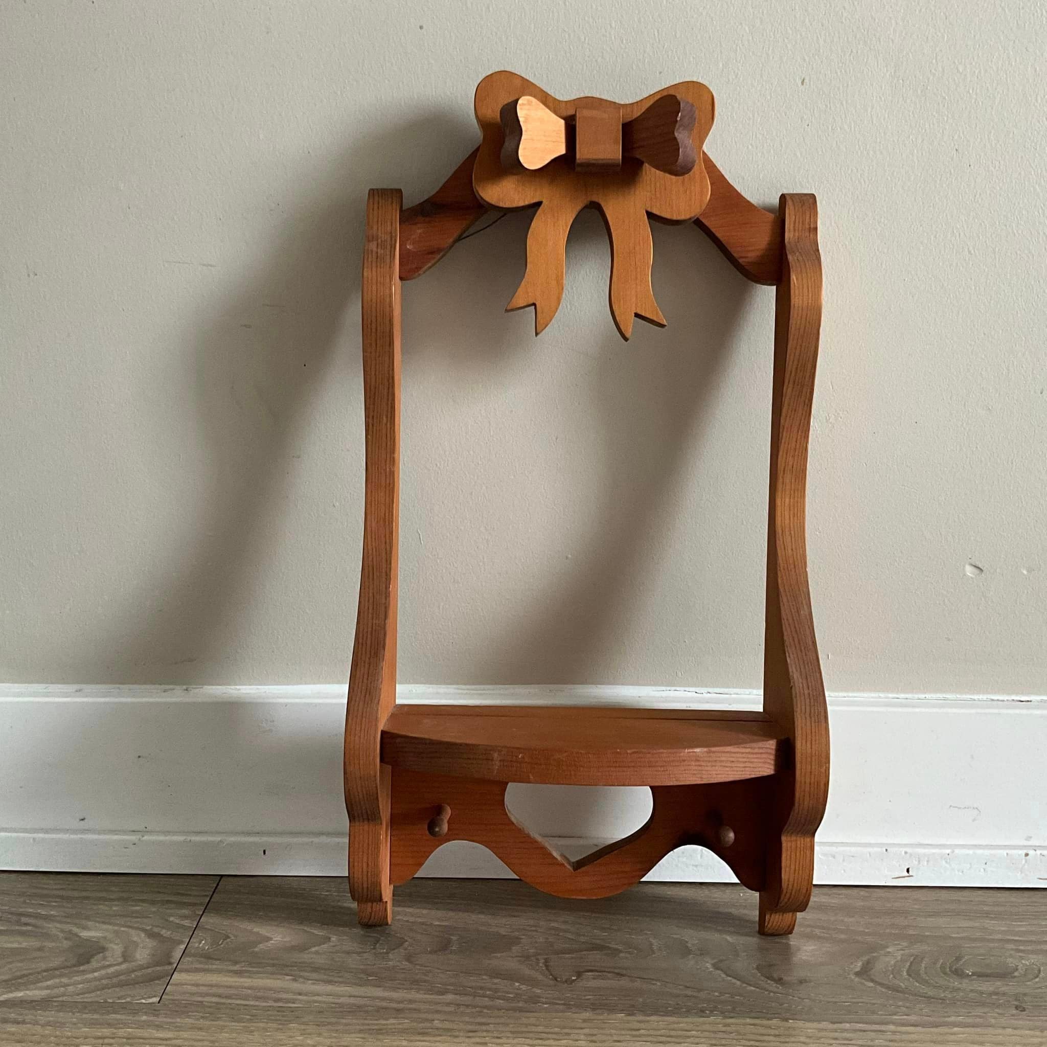 Vintage Wood Shelf, Bow Design Wall Hanging