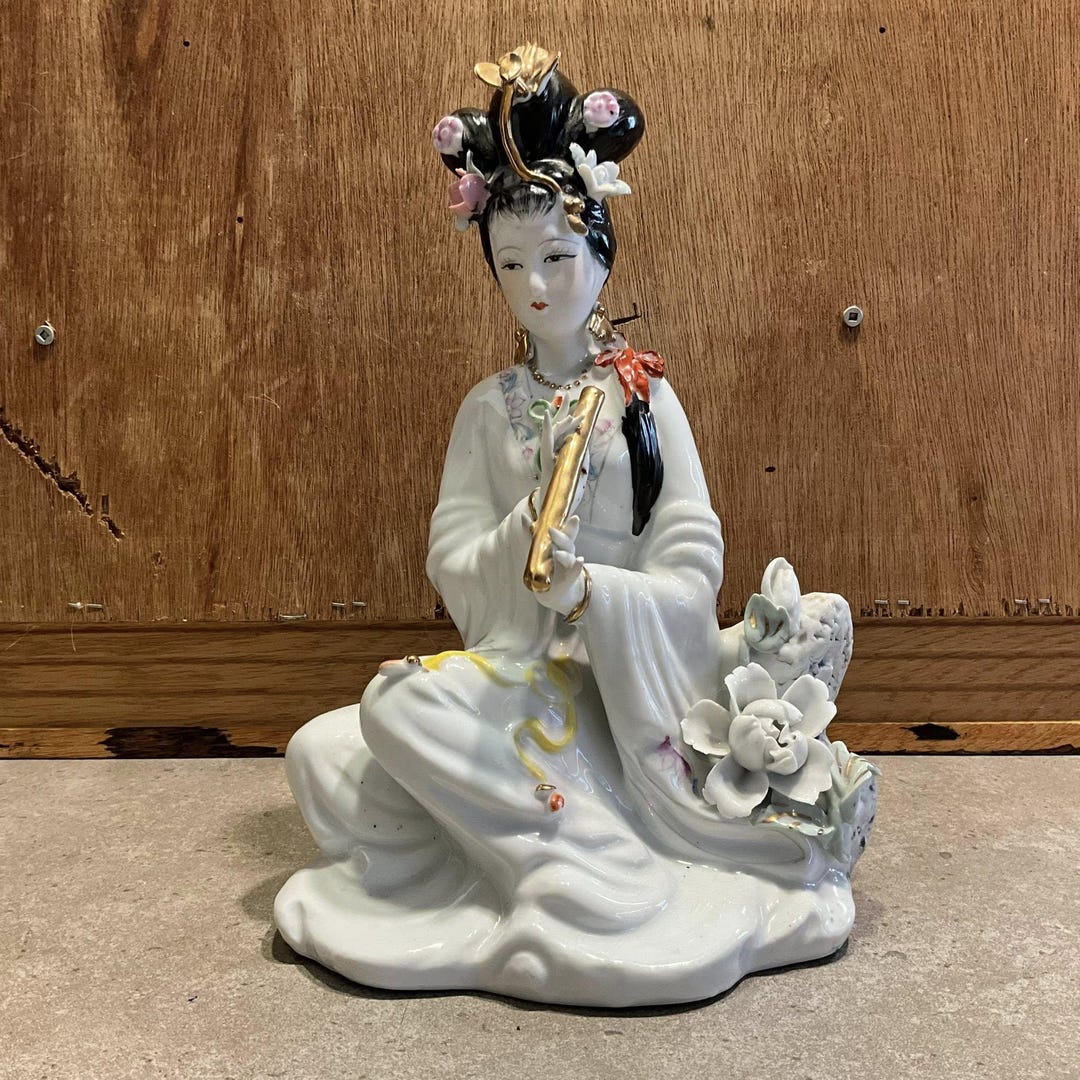 Vintage Porcelain Asian Figure, Courtesan Geisha Playing Instrument ...