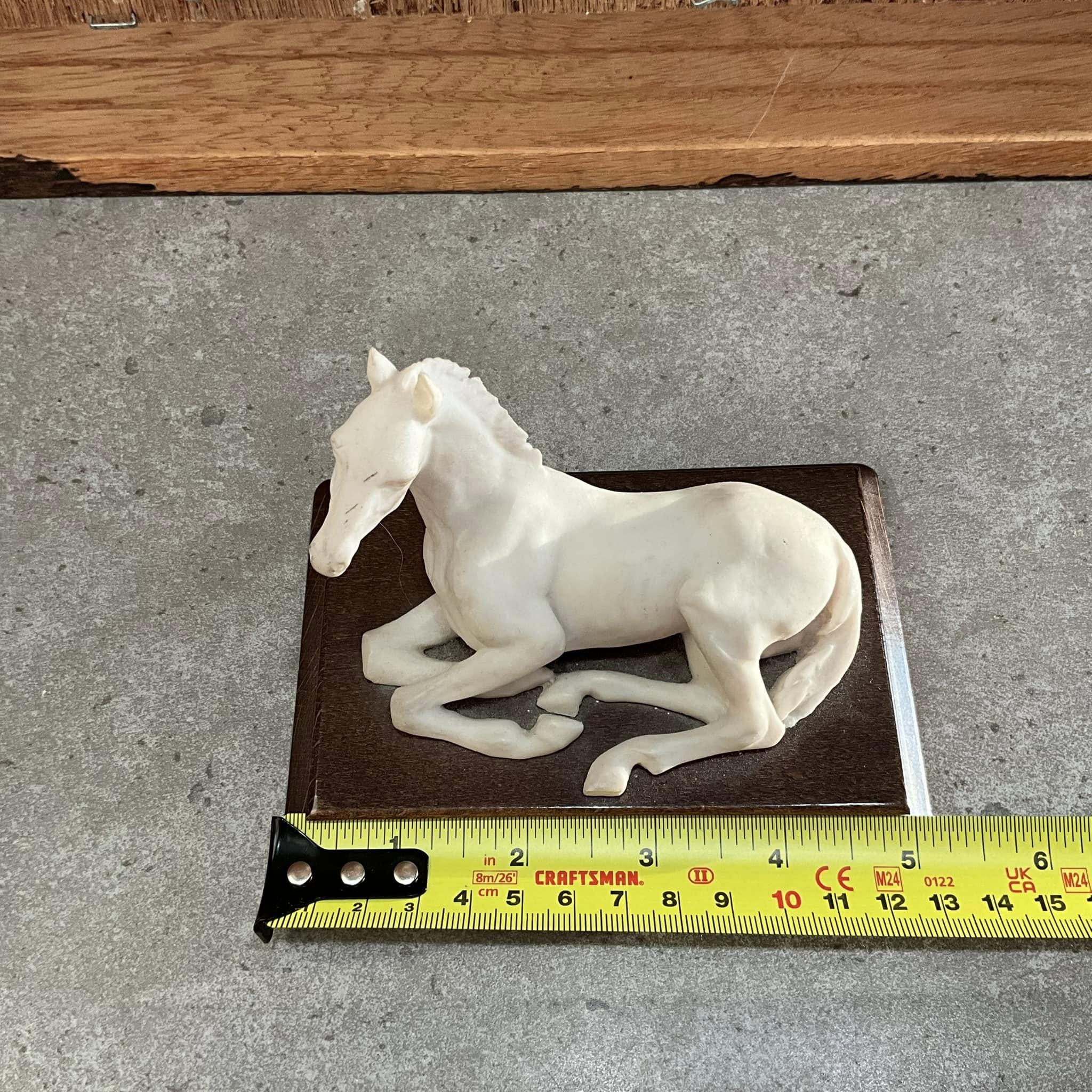 ドマンAuro A Belcari ITALY 1980年代 Collectors Auro Belcari 's Lady Walking Dog Figurine