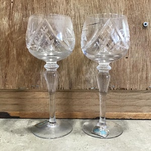 2 Vintage Crystal Wine Glasses Pinwheel Pattern Made in Hungary