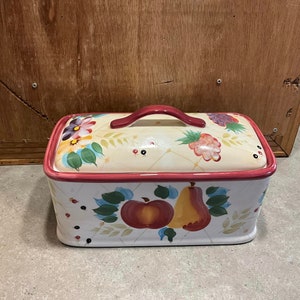 Heritage Mint Ceramic bread box with Lid, Fruit Design