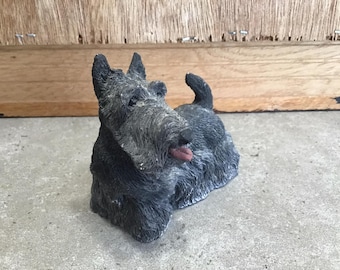 スコティッシュテリア犬の置物 - Etsy 日本