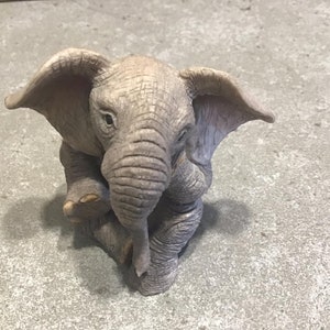 Vintage Adorable elephant Animals collection African Elephant Figurine Ornament