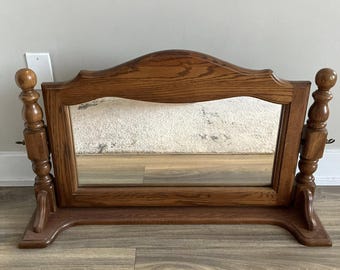 Vintage Palliser Cheval-spegel: Bordspegel för byrå, tillverkad i Kanada
