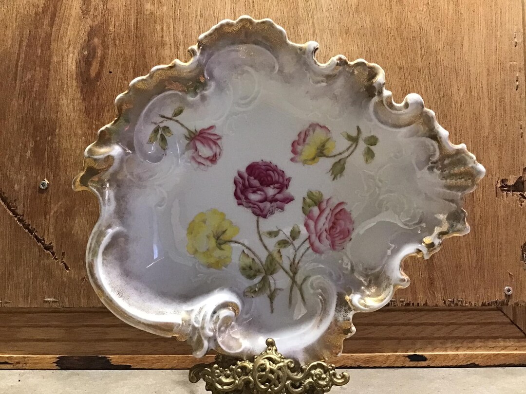 Antique Dresden Dish, Flower Dish, Antique Nut Bowl, Antique Vanity Bowl, Vanity Dish, Gold Trim