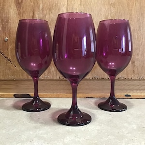 Vintage Purple Wine Glasses - Retro Set of 3 Stemmed Purple Wine Glasses or Goblets Libbey 1980s