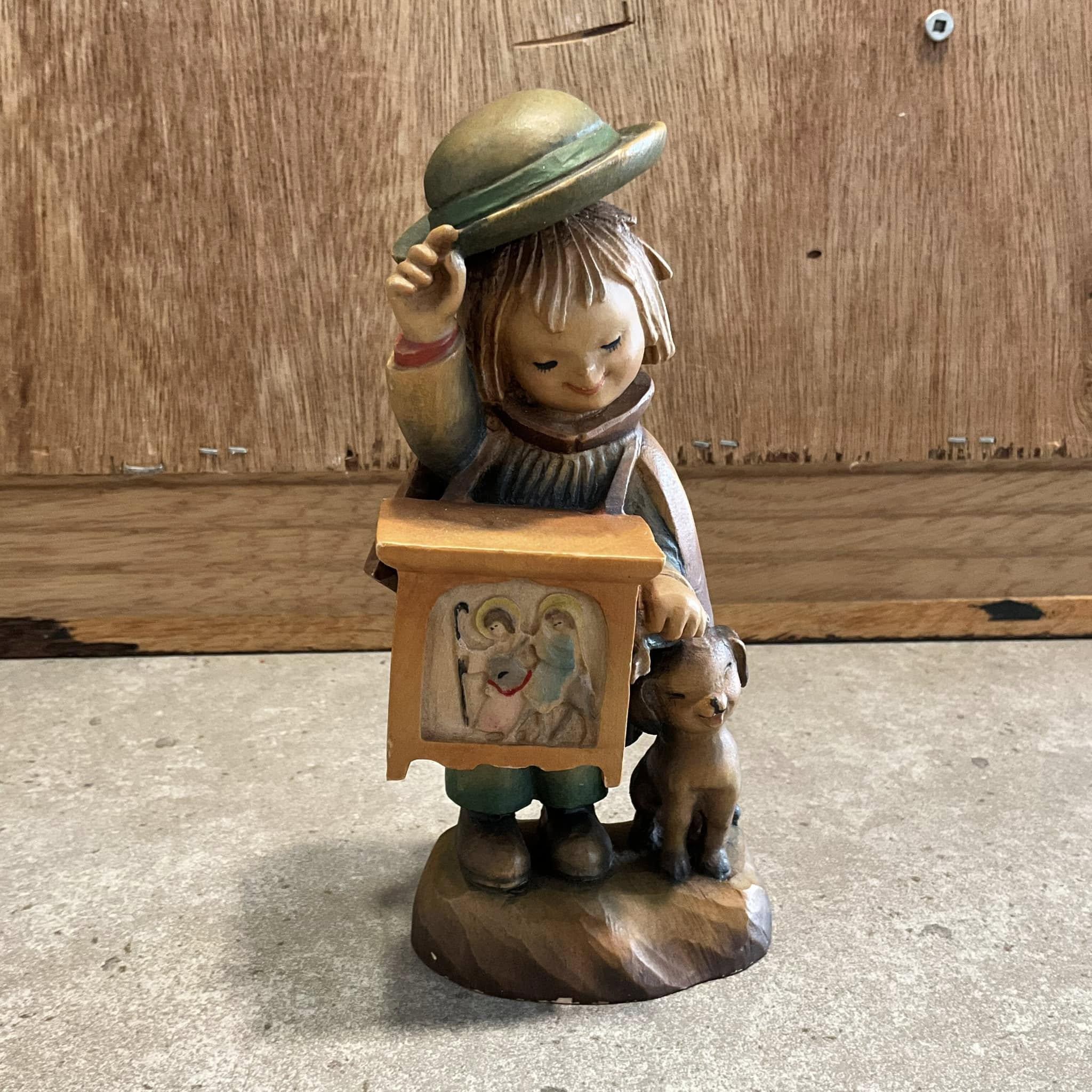 ANRIによるイタリア製本物の木彫り置物 - Etsy 日本