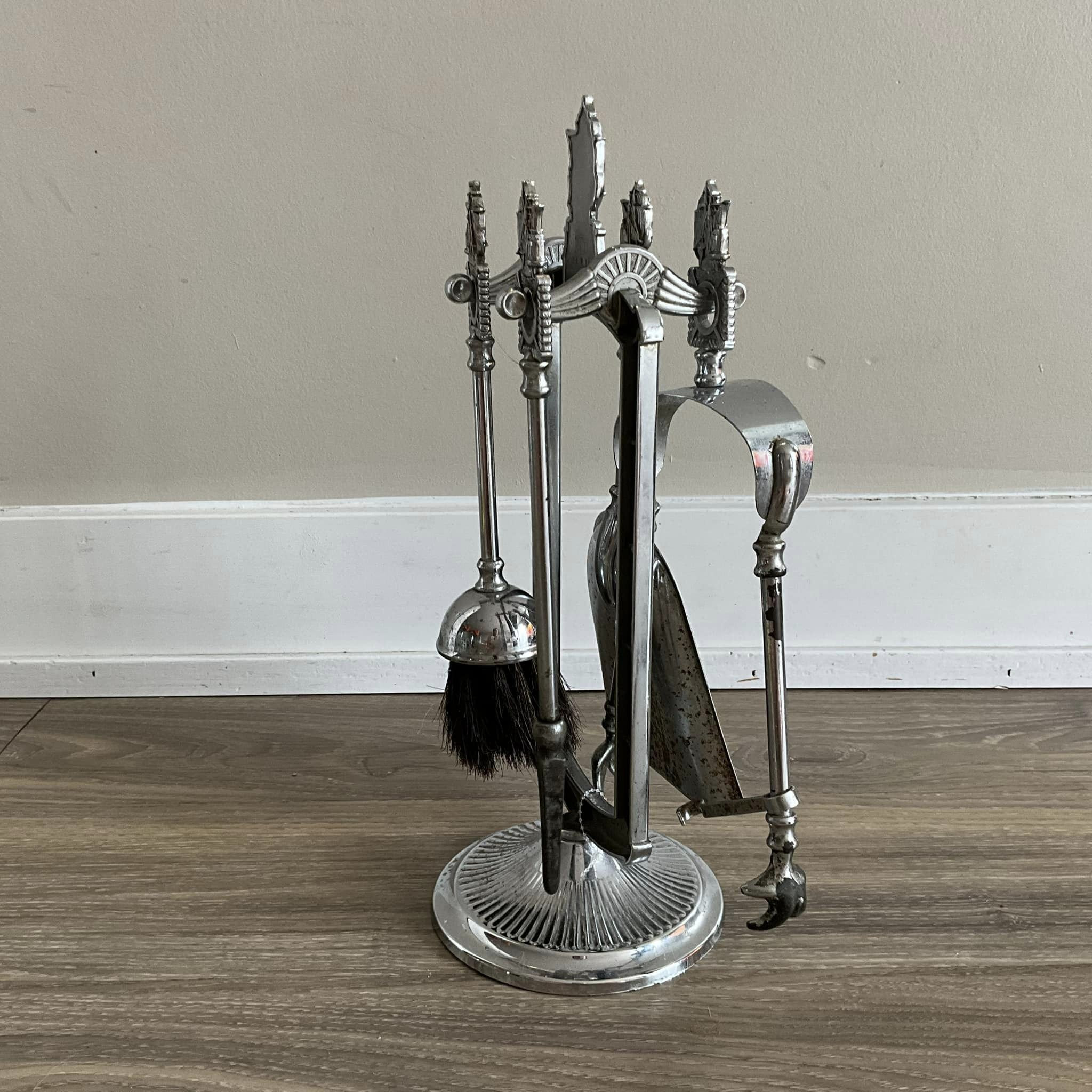 Ensemble d'outils de cheminée en métal de style vintage