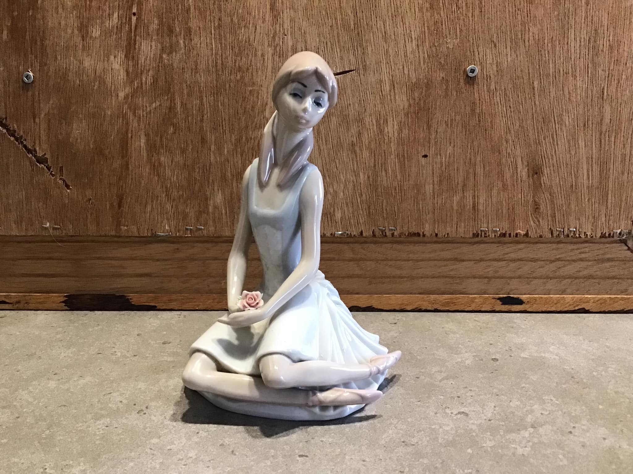 Lladro sitting ballerina - Etsy 日本