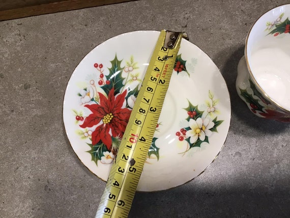 Never used vintage Porcelain Tea set Poinsettia for 6 people