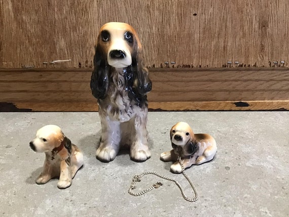 犬の陶器製置物3匹セット親子コッカースパニエル コッカースパニエルの犬の置物 3 体 - Etsy 日本