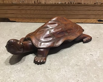 木彫りの亀の置物：風水装飾（幅8インチ×奥行き4インチ） - Etsy 日本