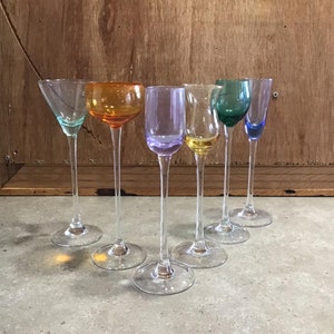 VTG veelkleurige Cordial-glazen, likeurglazen met lange steel in verschillende vormen en kleuren - apart verkrijgbaar