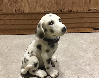 日本製磁器ビーグルとダルメシアンの置物、コレクター向け犬の置物