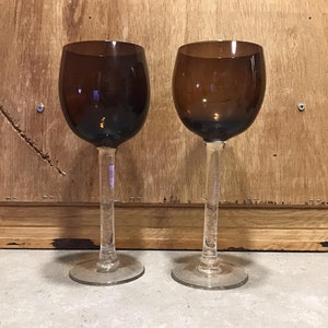 2 Brown Tall Wine Glasses with Crackle Glass Stem 9.5&quot; - Set Of Two