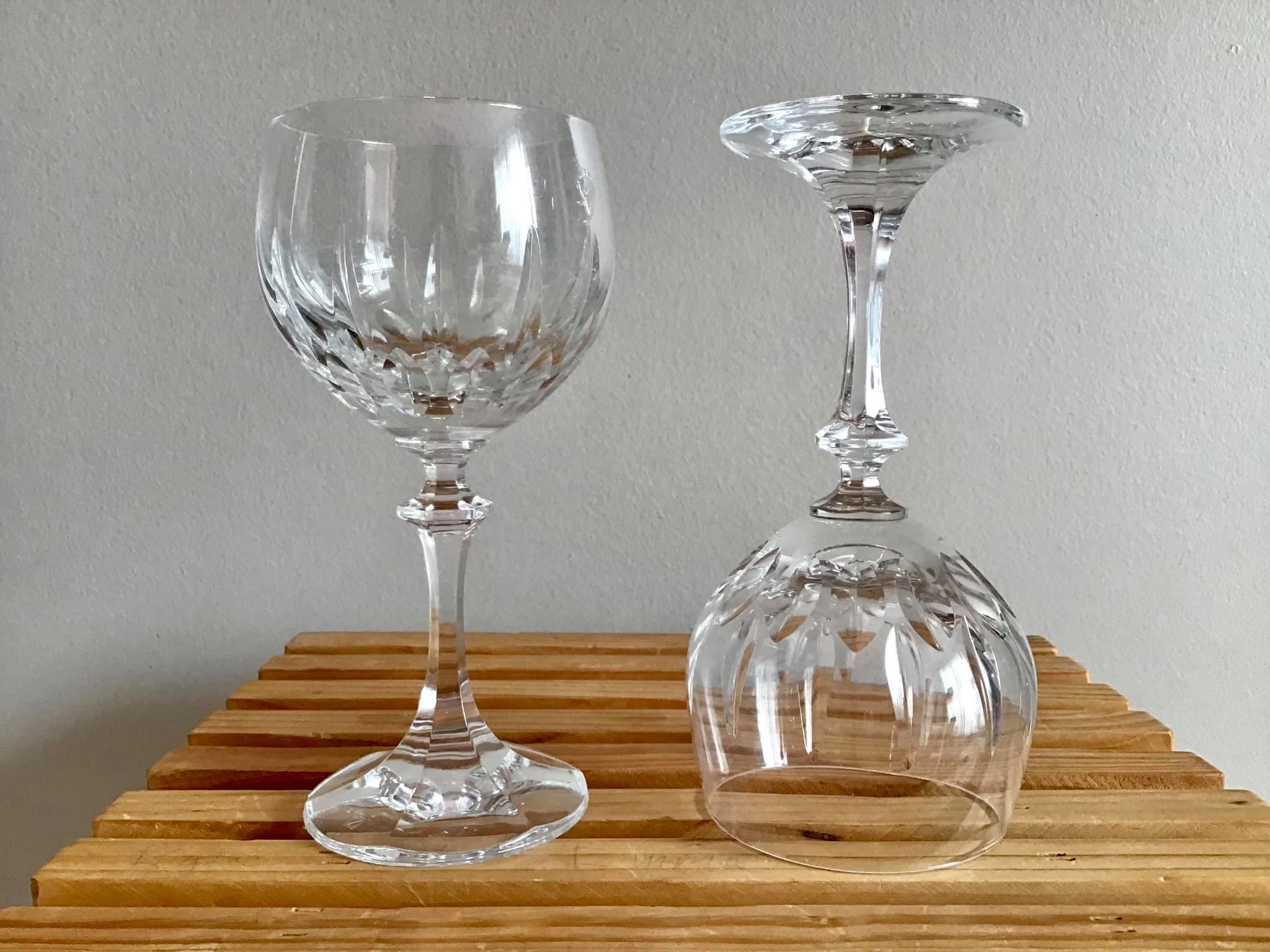 Vintage Tall Wine Hocks Liquor Aperitif Wine Glasses Set of 8 Crystal Wine  Toasting Glasses LOVE Wedding Christmas 