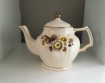 Vintage Sadler Teapot with Flowers design Made in England
