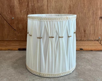 Kleiner Vintage 8 "Trommel Lampenschirm, Mid Century Hollywood Regency Stil