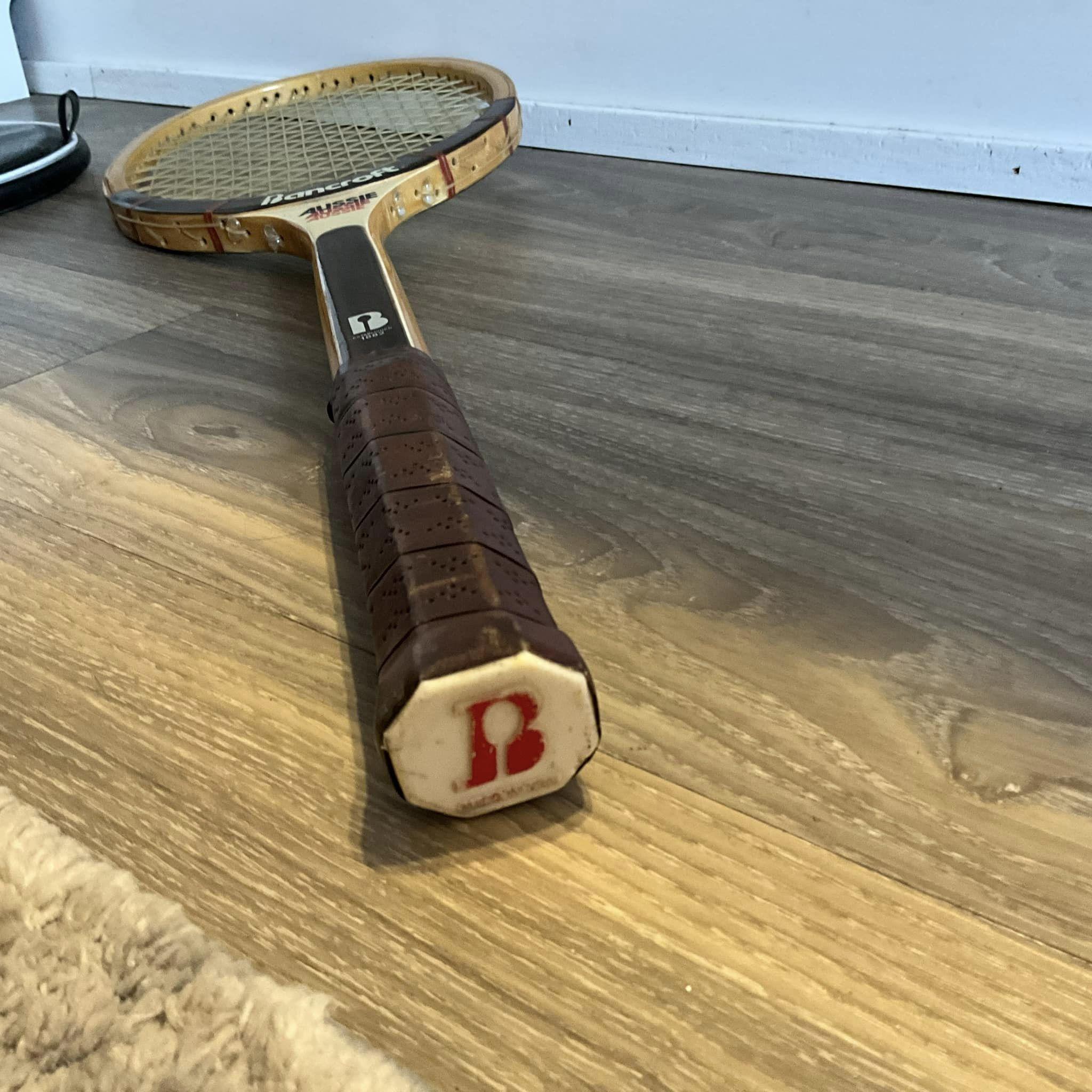 Raquette De Tennis Vintage Bancroft Aussie - Bois, Manche Cuir - Fabriquée Aux USA