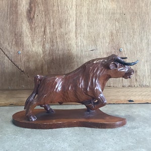 Vintage Carving wood Ox Statue, Fighting Bull/Cow/Cattle Figurine, wood Animal sculpture
