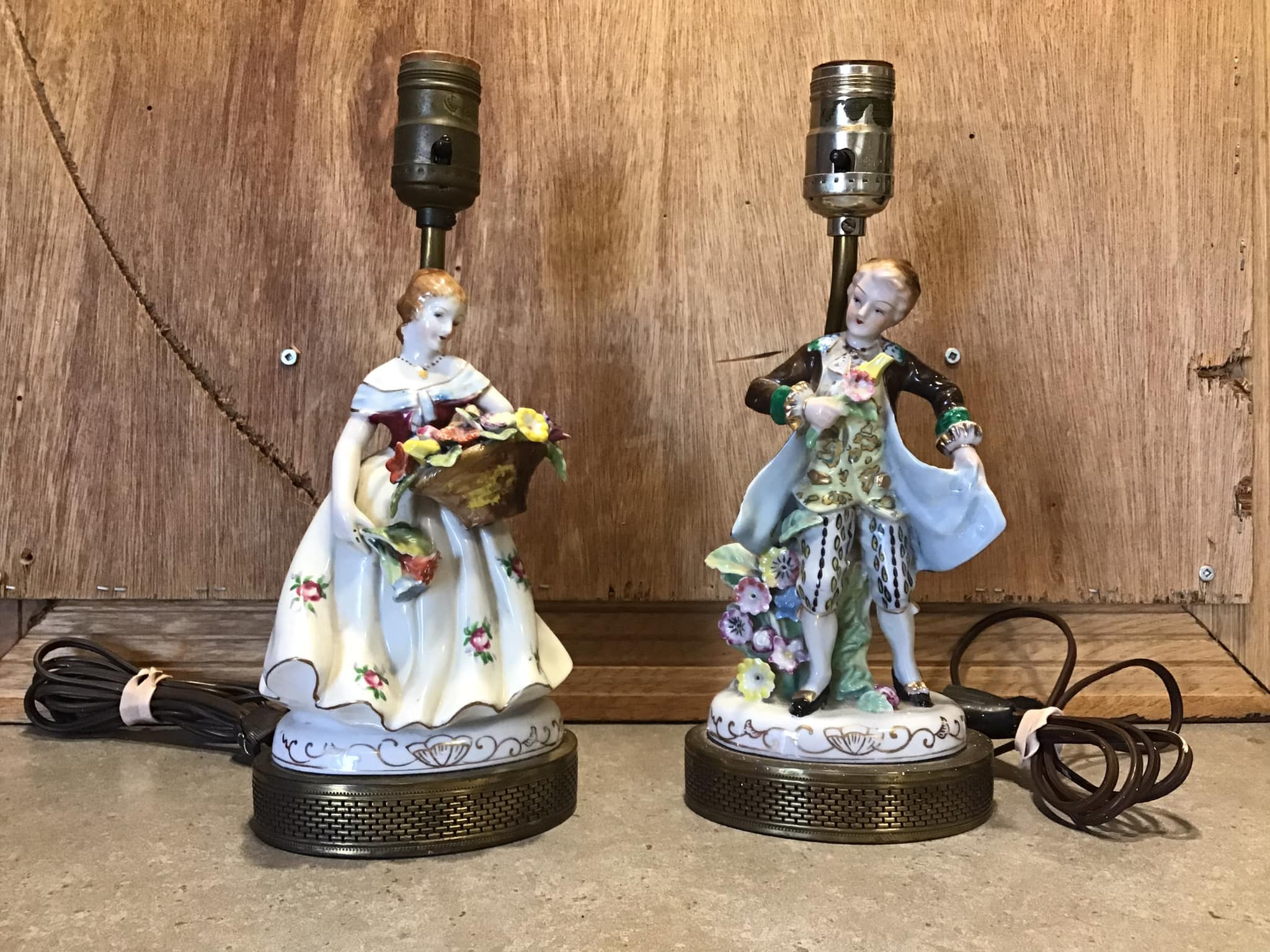 Vintage porcelain figurine lamps outlet