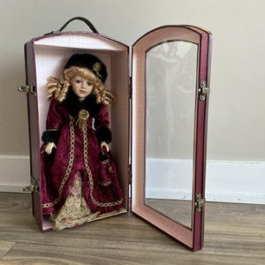 Muñeca de porcelana Bisque: disfraz artesanal de moda, edición limitada