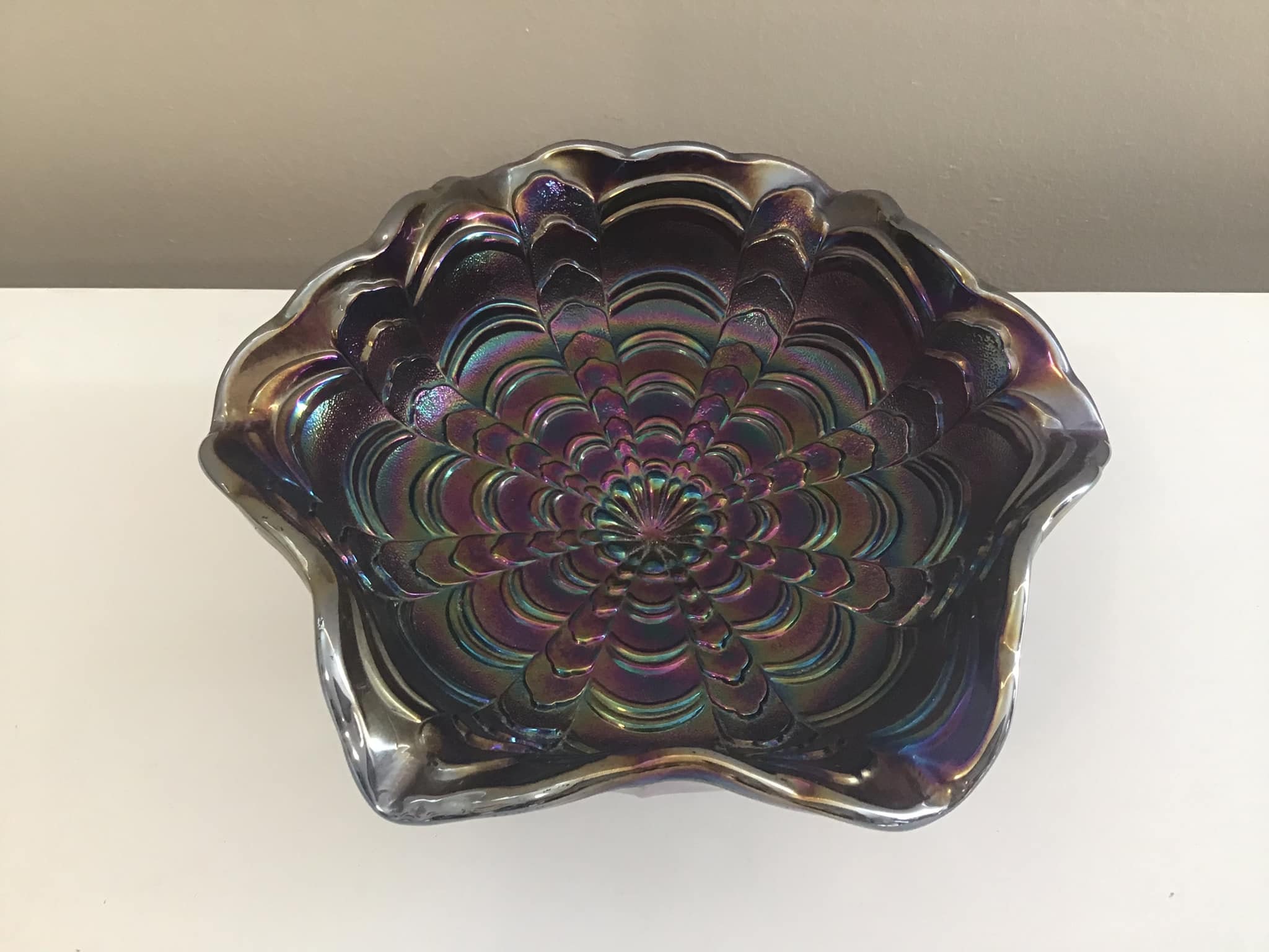 ② Carnival Glass カーニバルガラス ボール オーロラ パープル