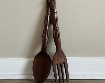 Vintage geschnitzte Holz Gabel und Löffel Set - 70s Retro Kitchen Decor