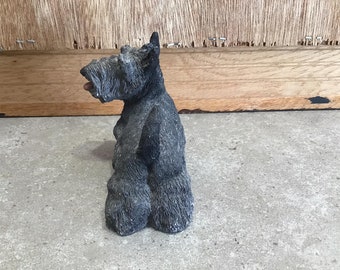 スコティッシュテリアの置物 スコティッシュテリアの置物 環境に優しい犬好きへのギフト