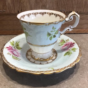 Exquise 1850 EB Foley England theekop en schotel - roze rozen blauw goud - 3142 theekop