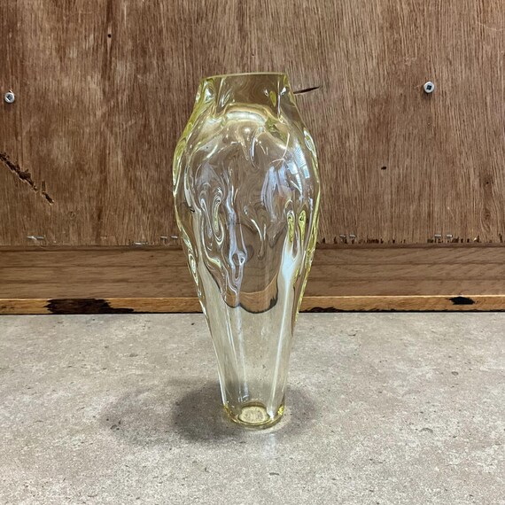 ヴィンテージアートガラス花瓶：ミロスラフ・クリンガー・ゼレズニー