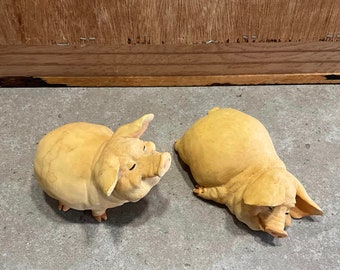 2 匹の豚の置物彫刻、かわいい笑顔の幸せな豚のフィギュア - Etsy 日本