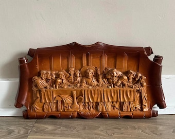 Hand Carved Wooden Last Supper Wall Plaque: 3D Religious Sculpture