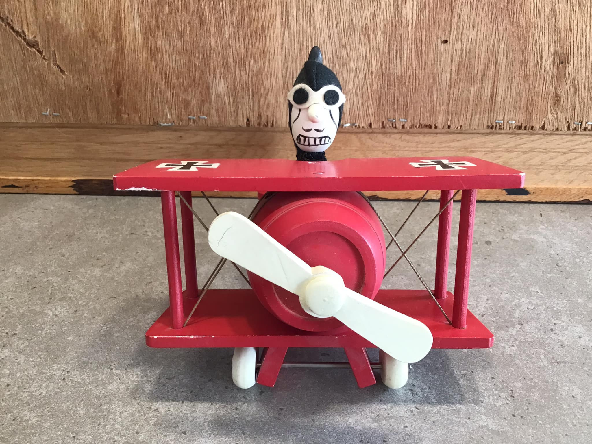 Vintage Snoopy Red Baron Wooden Music Box Peanuts Bi-plane Vintage Snoopy Red Baron Wooden Music Box Peanuts Bi-plane