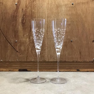 Champagne Glasses, 2 Vintage Champagne Flutes - Pair of Toasting Champagne Glasses - Barware - Vintage Stemware