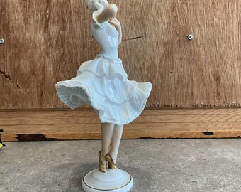 ヴィンテージ Unterweißbach 磁器バレリーナ置物、ドイツ製 - Etsy 日本