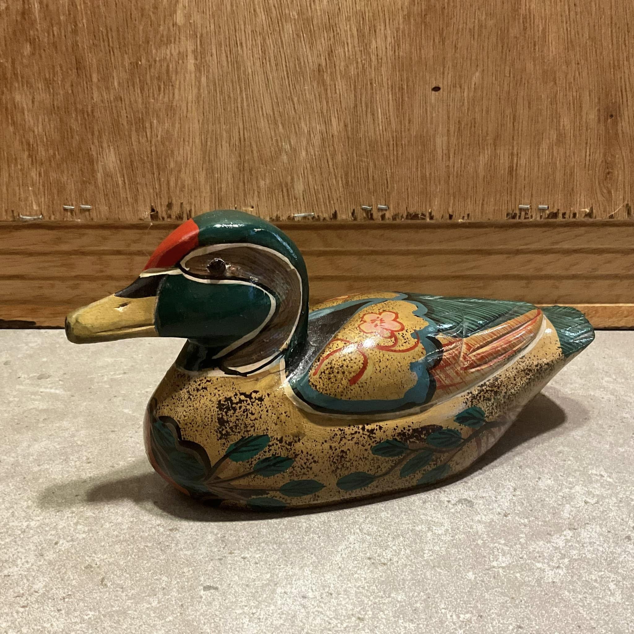 Paire De Figurines Canard Vintage - Un Bois Sculpté, Un Plâtre Peint - Déco