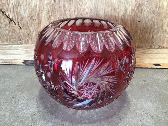 早割切符 Vintage Cranberry Cut to Clear Crystal Round Bowl Vase, 6 花瓶・フラワースタンド