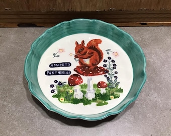 Anthropologie Francophile Nathalie Lete Squirrel Mushroom Pie Plate Dish