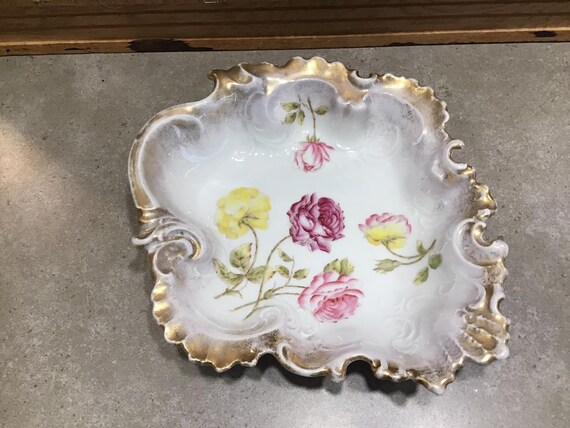 アンティークのドレスデン磁器皿：金縁の花柄化粧ボウル - Etsy 日本