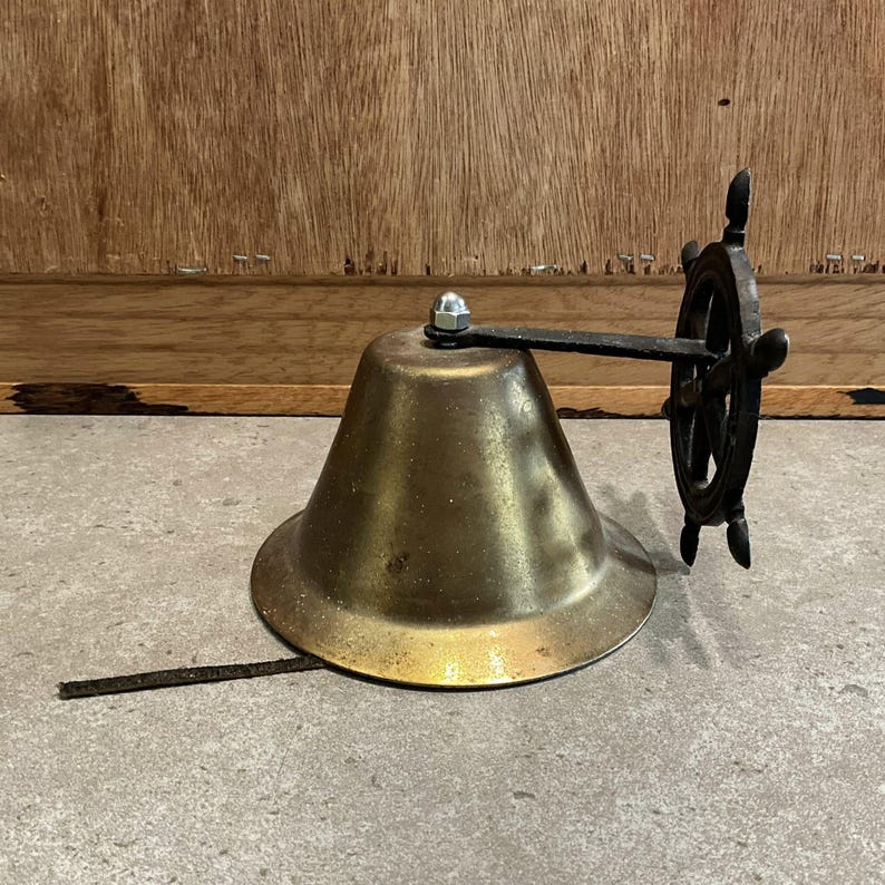 Vintage Metal Ship Wheel Bell Wall Mount Nautical Decor Beach Porch ...