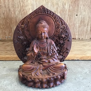 BUDDHA STATUE 5.8&quot; Buddhist, Buddhism, Meditate , Buddha Statue for Decoration Collections - Sitting Buddha with Floral Aura in Resin