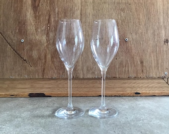 2 Clear Wine Glasses Made in Spain