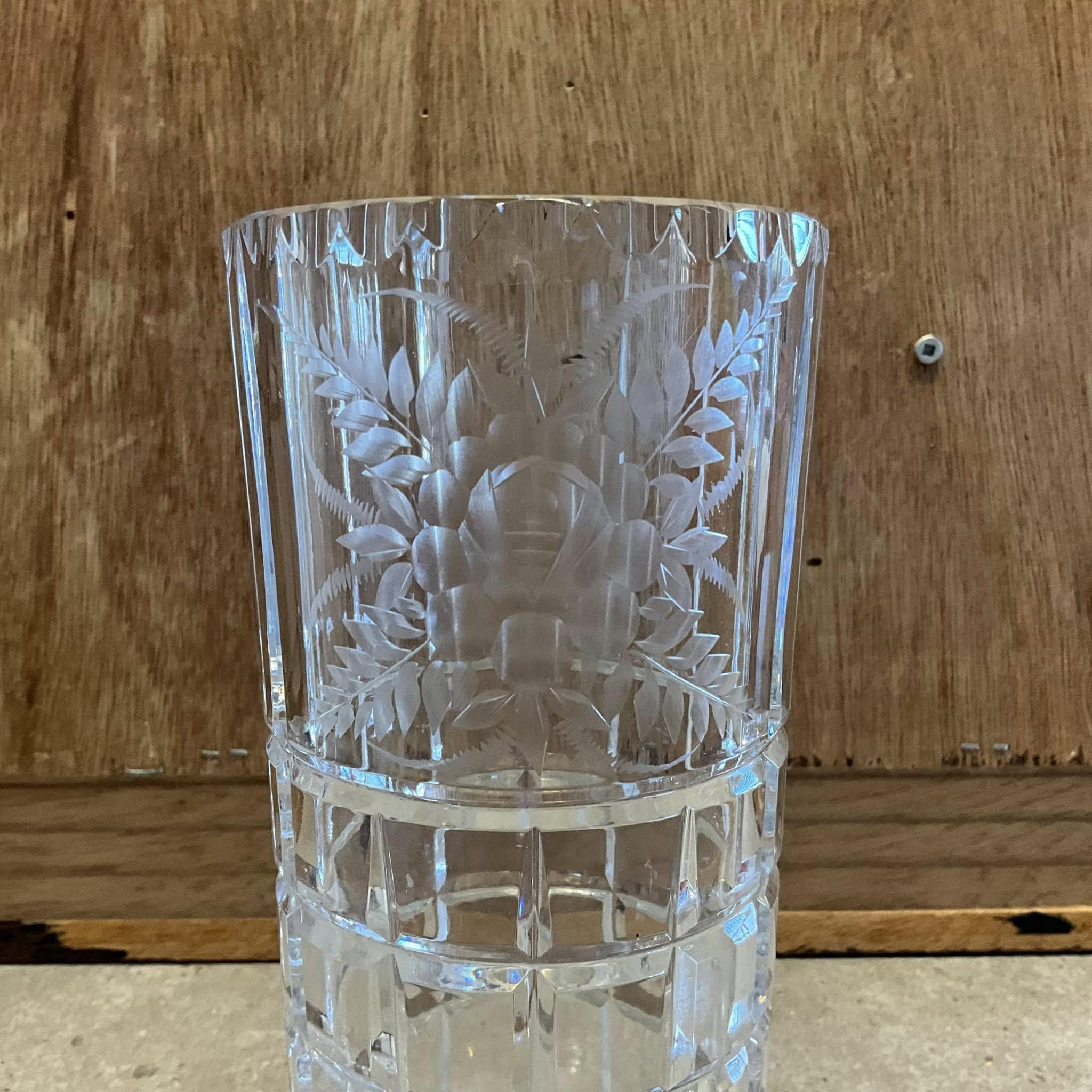 ヴィンテージ クリスタル ボヘミア フラワーベース 高さ 8 インチ