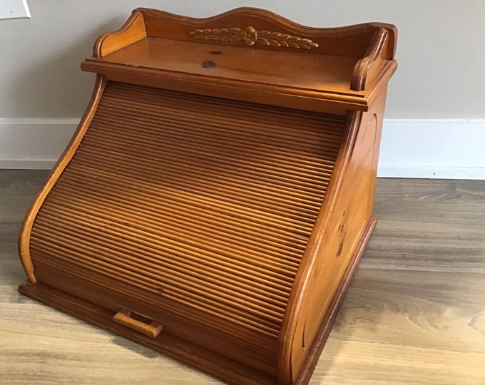 Large Roll Top BREAD BOX Wood Bread Box Vintage Bread Box. Made in
