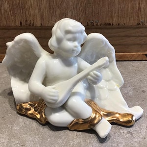 Vintage Cherub Angel Figurine White Ceramic Angel Cherub Gold Sash Statue, Vintage Winged Angel, Religious Decor, Ceramic Angel Sculpture
